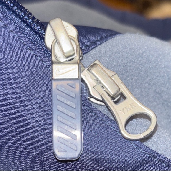 EUC Nike Navy and White Hooded jacket - Picture 7 of 13